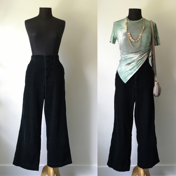 Uniqlo Pants - High rise wide leg corduroy trousers